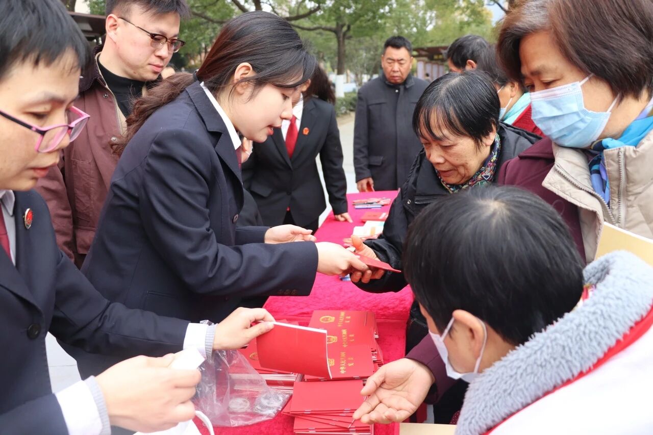 微信图片_2025-12-05_111339_458.jpg